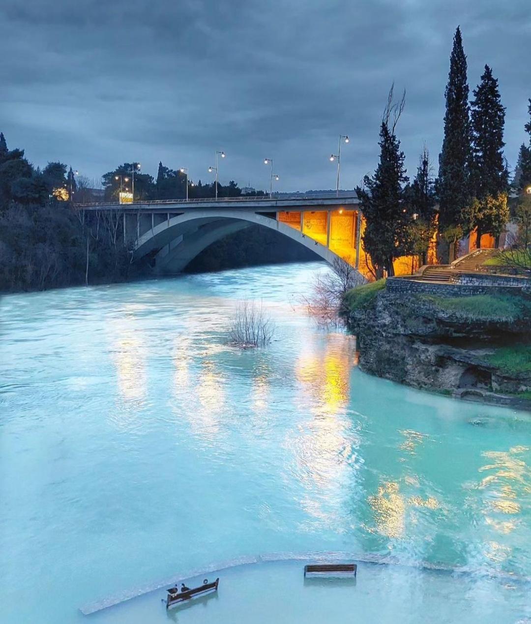 Naki Apartman Lägenhet Podgorica Exteriör bild