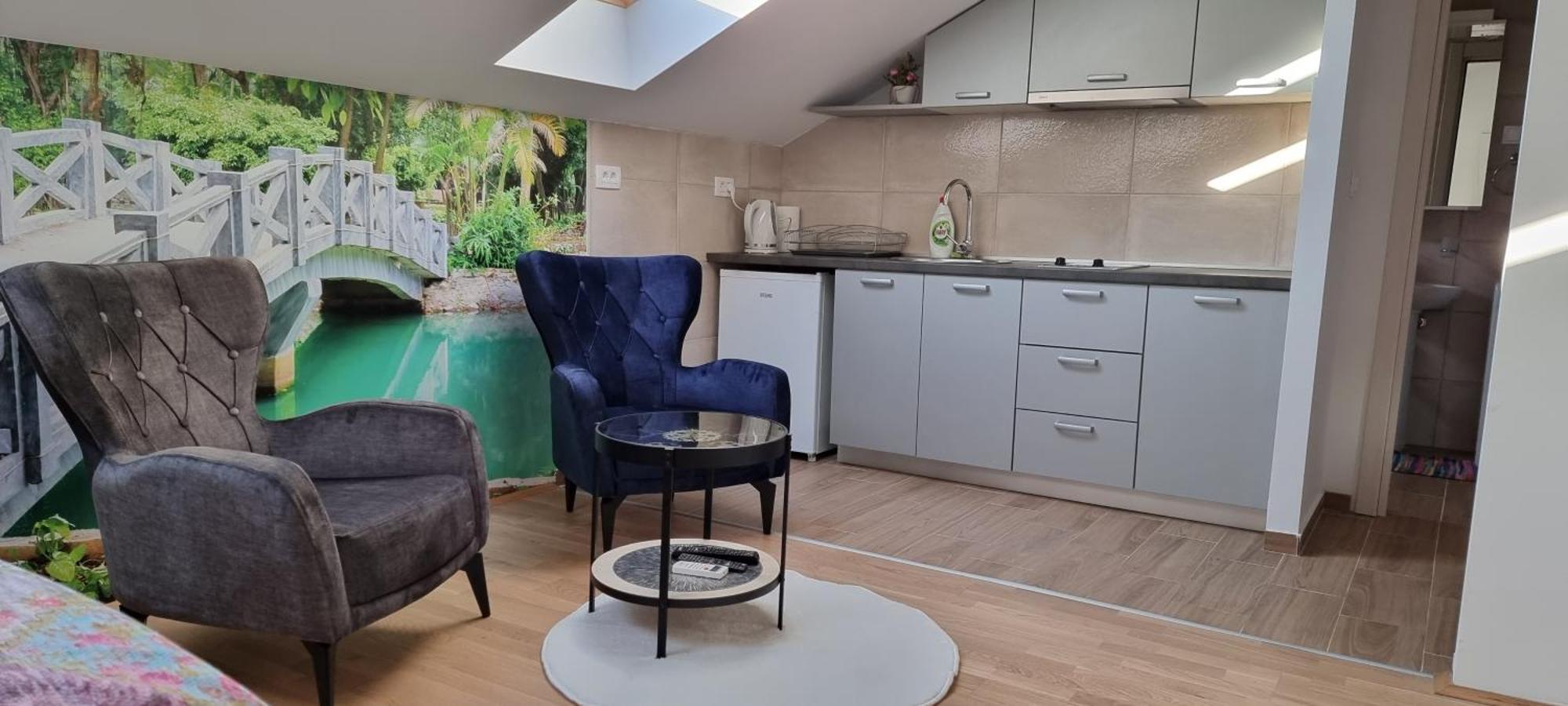 Naki Apartman Lägenhet Podgorica Rum bild